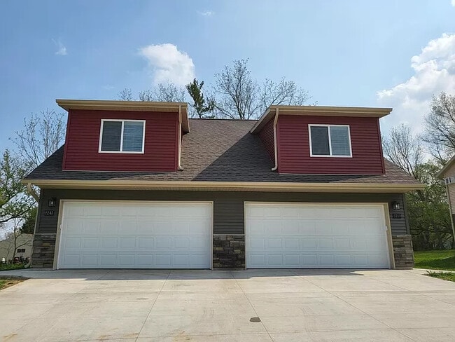 property at 1249 Salem Dr