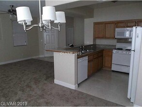 7709 Himalayas Ave in Las Vegas, NV - Building Photo - Building Photo