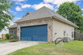2130 Forest Lakes Ln in Sterrett, AL - Building Photo - Building Photo