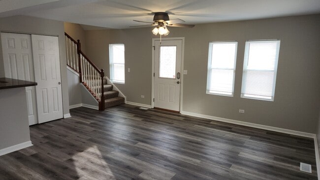 24605 66th St in Salem, WI - Foto de edificio - Building Photo