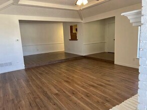 13302 Daystrom Ct in Dallas, TX - Building Photo - Building Photo