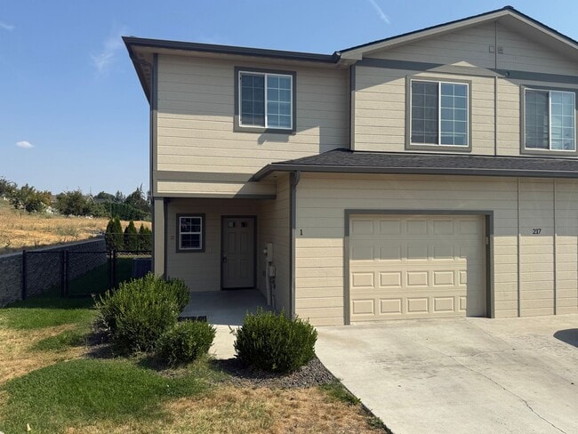 property at 217 N 76th Ave