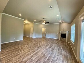 1004 Glass St in Cave Springs, AR - Building Photo - Building Photo