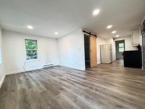 93-95 Thaddeus St in Chicopee, MA - Building Photo - Building Photo