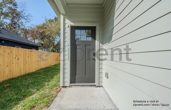 7215 Tippett St in Houston, TX - Building Photo - Building Photo