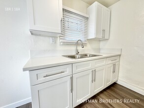 116 W 79th St in Los Angeles, CA - Building Photo - Building Photo