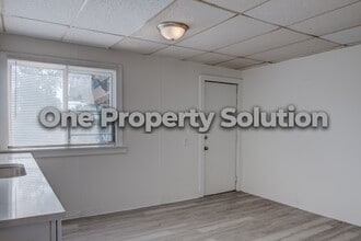 332 Bridge St in Gary, IN - Building Photo - Building Photo