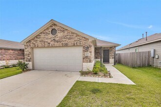 14211 Sedona Rdg Dr in Conroe, TX - Building Photo - Building Photo