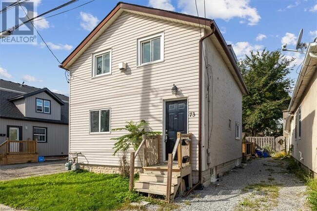 73 Vine St S in St Catharines, ON - Building Photo - Building Photo