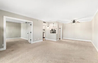 5709 Lyons View Pike in Knoxville, TN - Building Photo - Building Photo