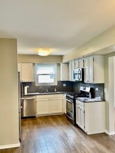 362 Amy Ct in Naperville, IL - Building Photo - Building Photo