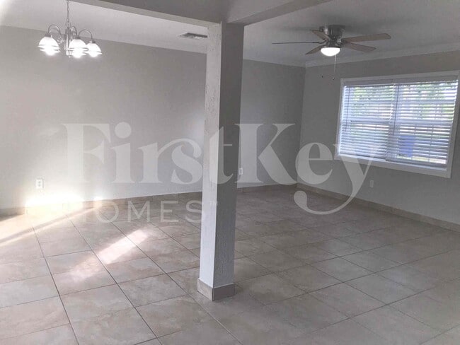 240 N 69th Way in Hollywood, FL - Building Photo - Building Photo