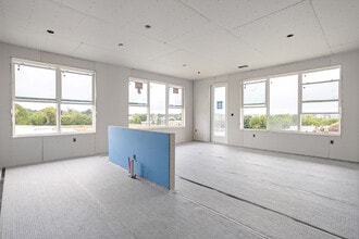 Evren Apartments of Lees Summit in Lee's Summit, MO - Building Photo - Building Photo