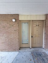 310 Centre Ave in Eagleville, PA - Building Photo