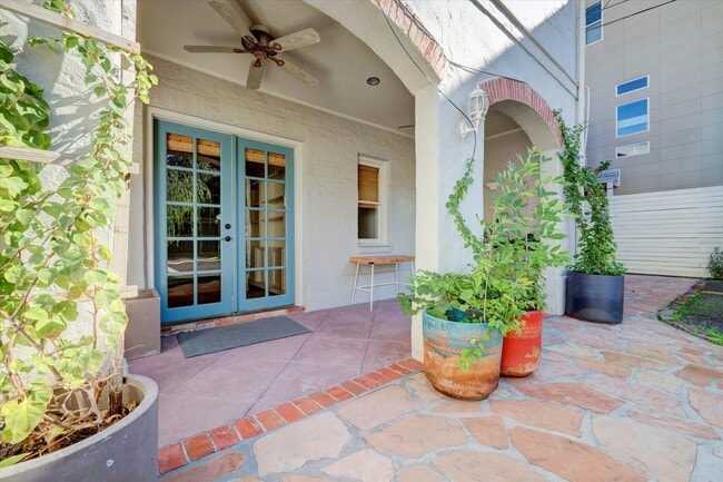 2622 Westgate Dr in Houston, TX - Building Photo - Building Photo