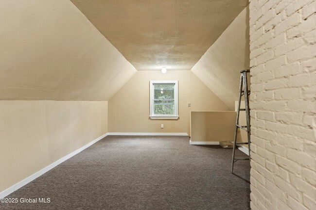 65 N Manning Blvd in Albany, NY - Building Photo - Building Photo