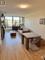 7328 Arcola St in Burnaby, BC - Building Photo