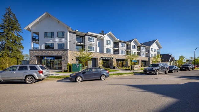 Crestwood in Maple Ridge, BC - Building Photo - Building Photo