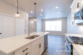 9486 W 58th Ave in Arvada, CO - Building Photo - Building Photo