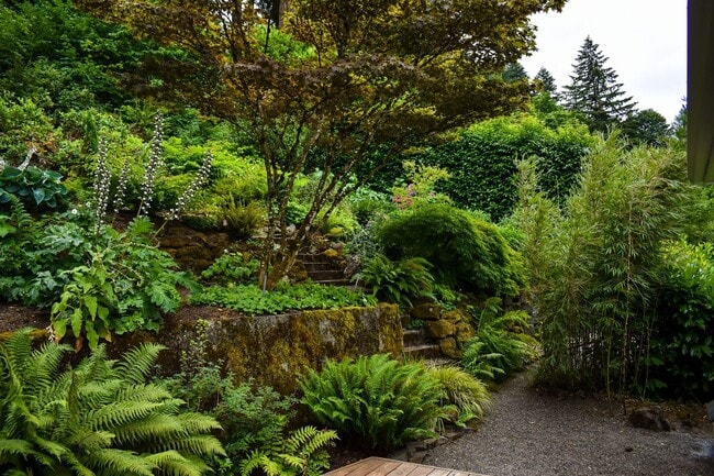 2920 SW Montgomery Dr in Portland, OR - Building Photo - Building Photo