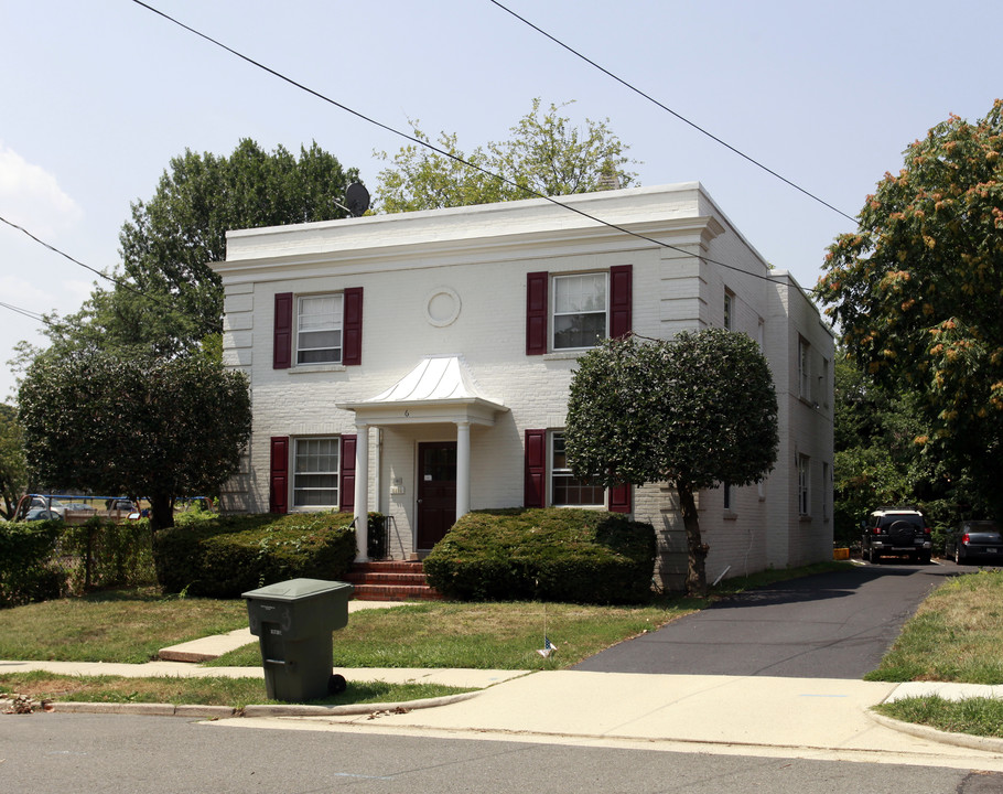 6 Sunset Dr in Alexandria, VA - Building Photo