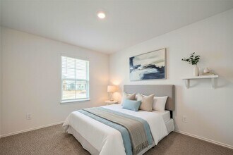 31327 Heddington Ln in Fulshear, TX - Building Photo - Building Photo