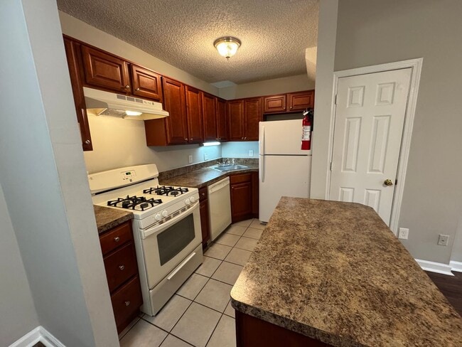 9051 Stoneleigh Trce in Douglasville, GA - Building Photo - Building Photo