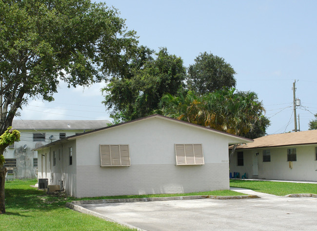 6031 Garfield St in Hollywood, FL - Building Photo - Building Photo