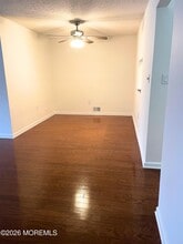 94 Secretariat Ct in Tinton Falls, NJ - Building Photo - Building Photo