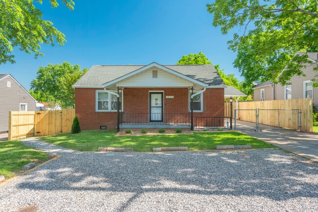 1925 Trotter Ave in Knoxville, TN - Building Photo - Building Photo