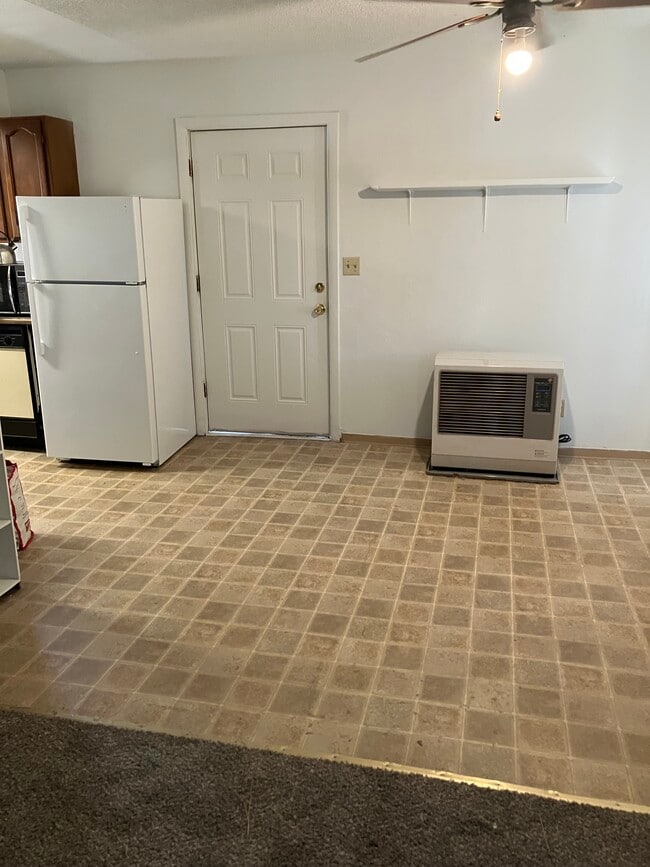 449-980-980 Hixon Ln in Milford, CA - Building Photo - Building Photo