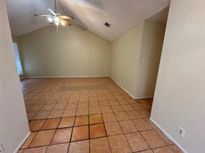 10707 Lanshire Dr in Austin, TX - Building Photo - Building Photo