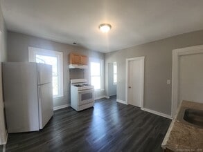 101 Woolsey St in New Haven, CT - Building Photo - Building Photo
