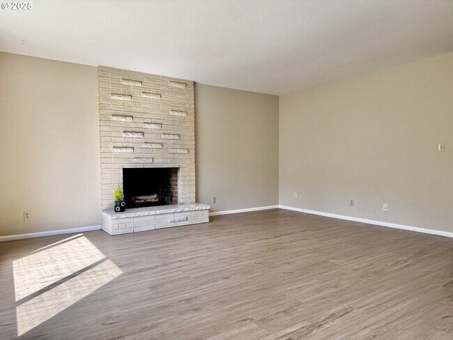 11720 SW Ridgeview Terrace
