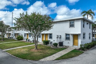 Palmetto on West in Clearwater, FL - Building Photo - Building Photo