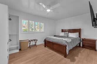 75250 Vista Huerto in Palm Desert, CA - Building Photo - Building Photo