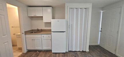 4748 US-17 in De Leon Springs, FL - Building Photo - Building Photo