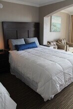 6900 N Ocean Blvd, Unit 407 in Myrtle Beach, SC - Building Photo - Building Photo