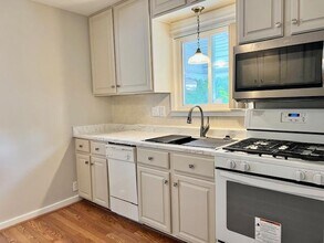 2146 Symes St in Ferndale, MI - Building Photo - Building Photo