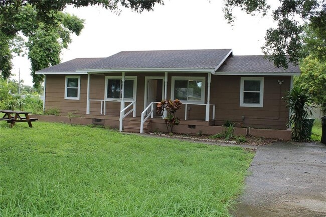 3355 70th Ave N in St. Petersburg, FL - Building Photo - Building Photo