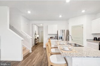 124 Woodford Dr in Stephens City, VA - Building Photo - Building Photo