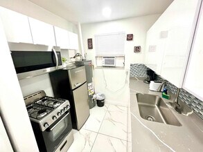 338 Van Buren St, Unit SI FL1-ID1520241P in Hollywood, FL - Foto de edificio - Building Photo