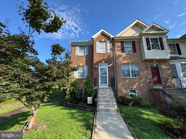 property at 12964 Pinehurst Greens Ct