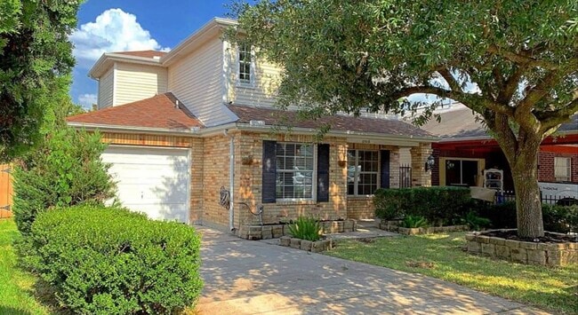 property at 10918 Vista Norte Ct