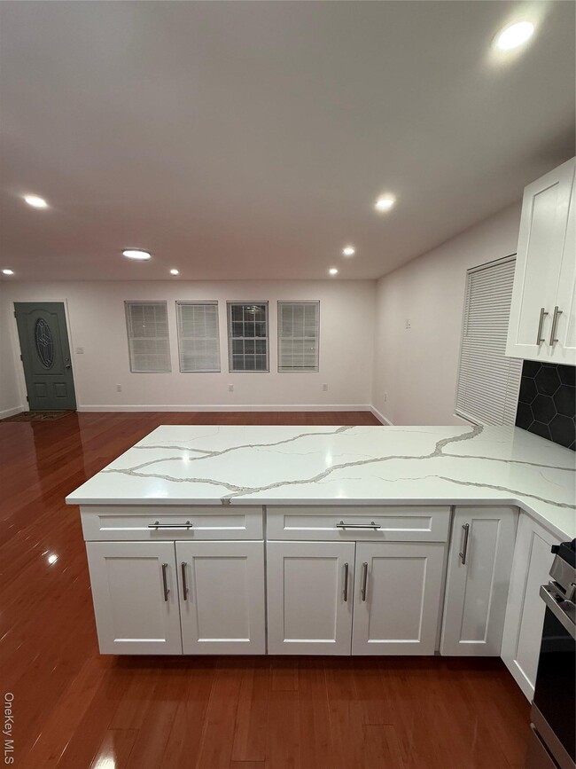 107-13 220th St in Queens, NY - Building Photo - Building Photo