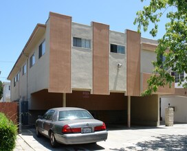 3708 Veteran Ave in Los Angeles, CA - Building Photo - Building Photo