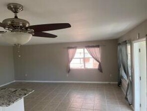 325 S Ocean Blvd in Lake Worth Beach, FL - Building Photo - Building Photo