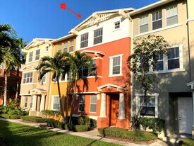 609 Amador Ln in West Palm Beach, FL - Building Photo
