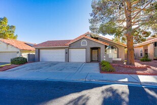 1808 Scenic Sunrise Dr in Las Vegas, NV - Building Photo
