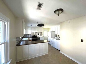 1411 Halsey Ave NE in Huntsville, AL - Building Photo - Building Photo